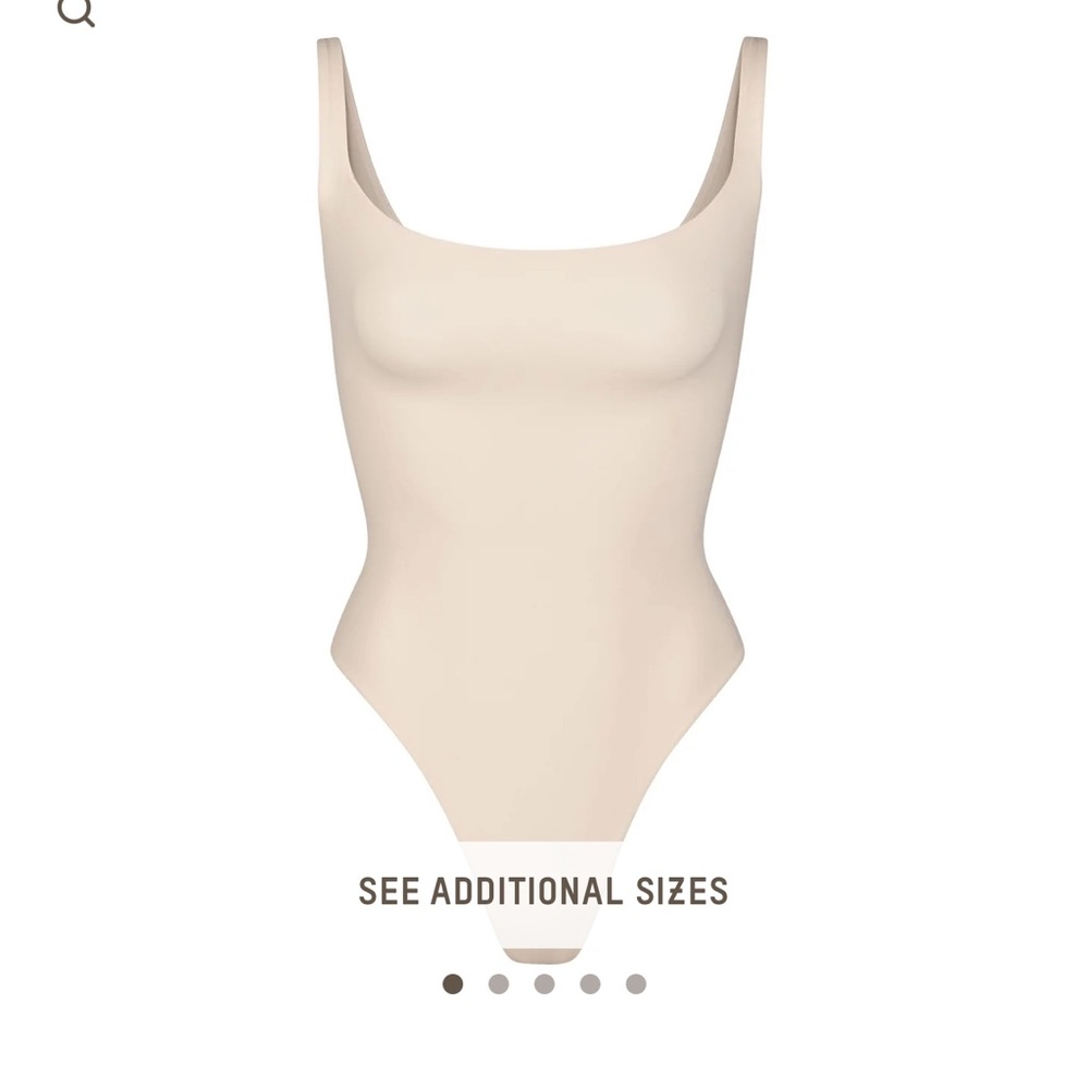 SKIMS Fits Everybody Square Neck Bodysuit